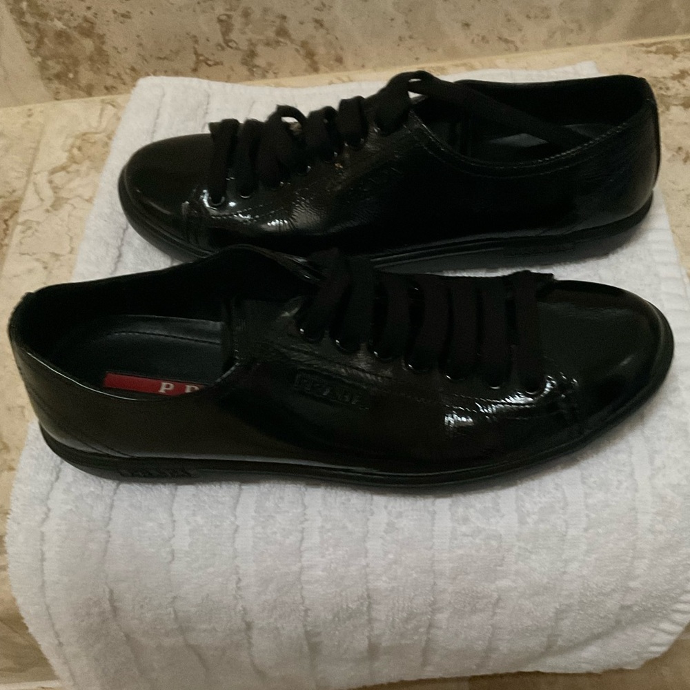 PRADA BLACK PATENT LEATHER SNEAKERS SIZE 8 WORN A COUPLE OF TIMES